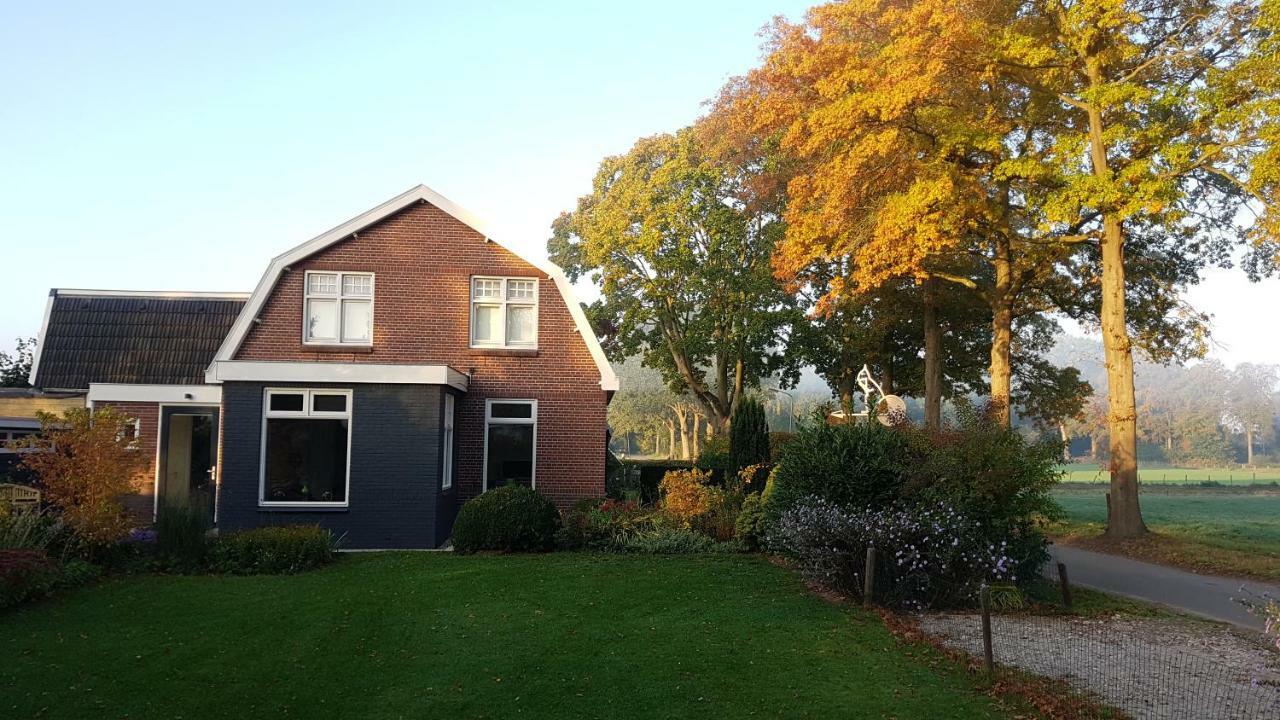Apartamento Gastenverblijf Tjoene Diepenveen Exterior foto